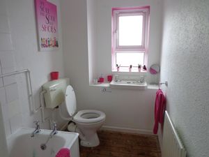 Photo 7- click for photo gallery